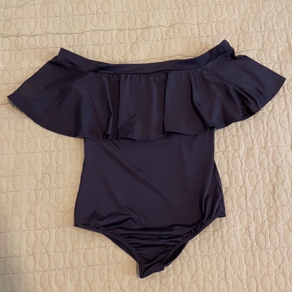 Body Suit Black 1-piece pull-on stretchable worn on or off the shoulders, Size M - Picture 2 of 8